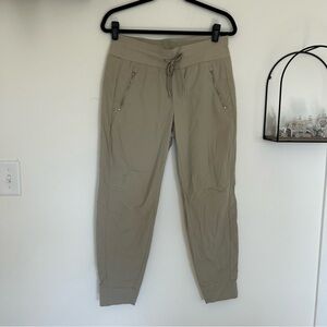 Athleta Khaki Trekkie North Jogger Pants Size 8